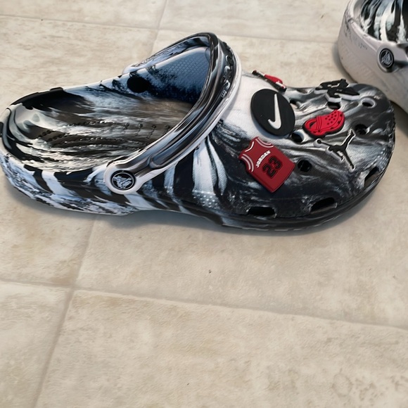 Crocs Classic Clog men’s size 9 - Picture 3 of 16